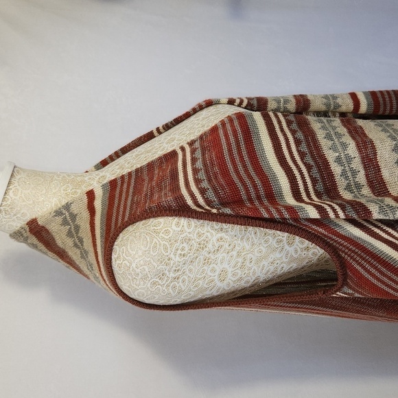 Live and Let Live One World Womens Red Sleeveless Aztec Print Cardigan Sweater - Picture 5 of 13